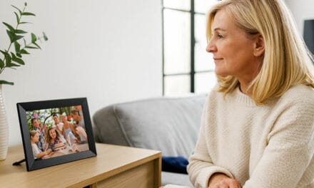 Digitale fotolijst voor ouderen uitgelegd