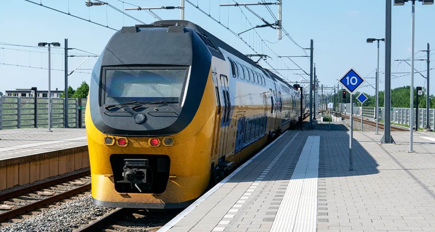 Reizen met het OV via een app: zo werkt het